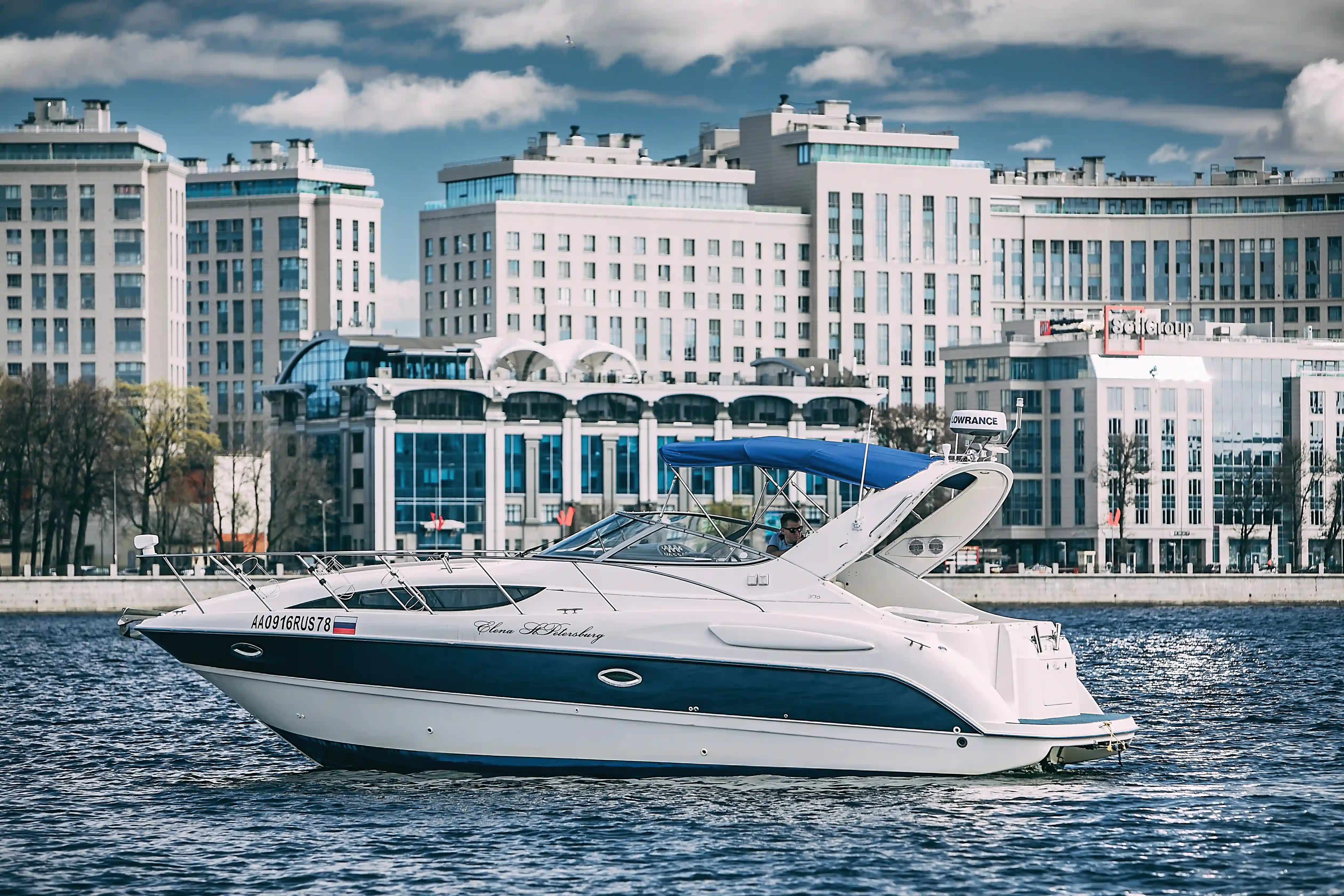 Катер Bayliner 305 «Елена» 